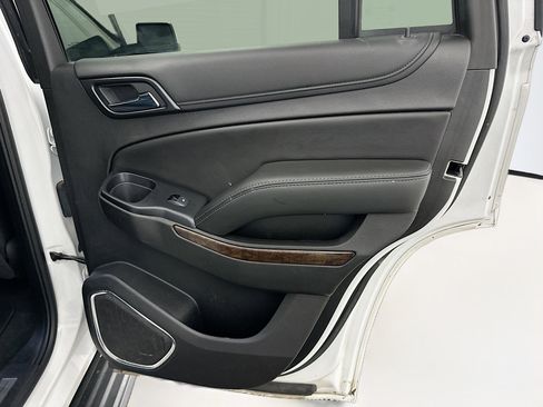 Used 2018 Chevrolet Tahoe LT image 33