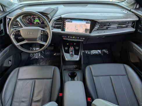 Used 2023 Audi Q4 e-tron Premium Plus w/ Premium Plus image 7