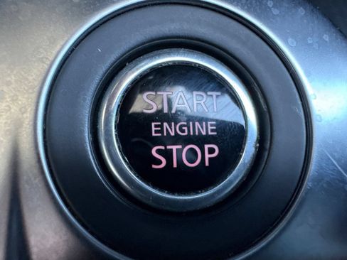 Used 2024 Nissan Sentra SV FWD image 21