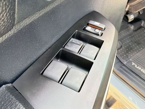 Used 2019 Toyota Tundra SR5 w/ SR5 Upgrade Package image 21