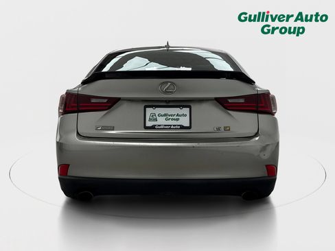 Used 2016 Lexus IS 200t RWD image 7