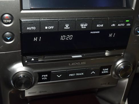 Used 2014 Lexus GX 460 w/ Premium Package image 14