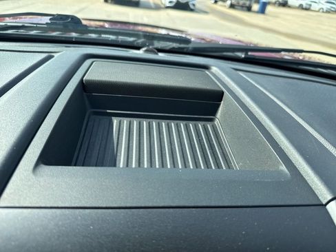 Used 2018 Ford F150 XLT w/ Equipment Group 302A Luxury image 17