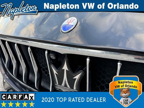 Used 2017 Maserati Quattroporte GTS GranSport image 9