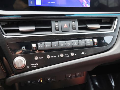 Used 2023 Lexus ES 350 F Sport image 24