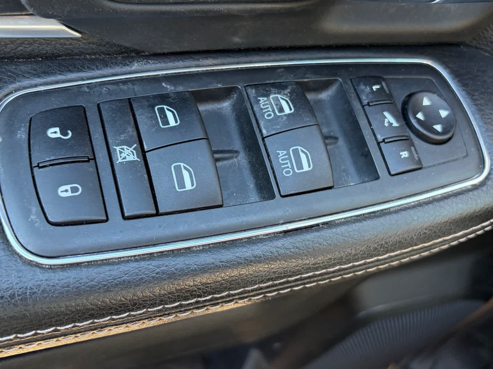 Used 2021 RAM 1500 Warlock w/ Luxury Group RWD image 6