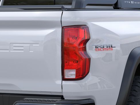 New 2026 Chevrolet Colorado Trail Boss AWD/4WD image 12
