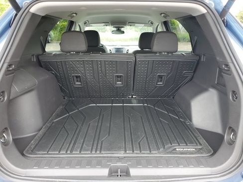 Used 2024 Chevrolet Equinox LT w/ LPO, Floor Liner Package FWD image 29