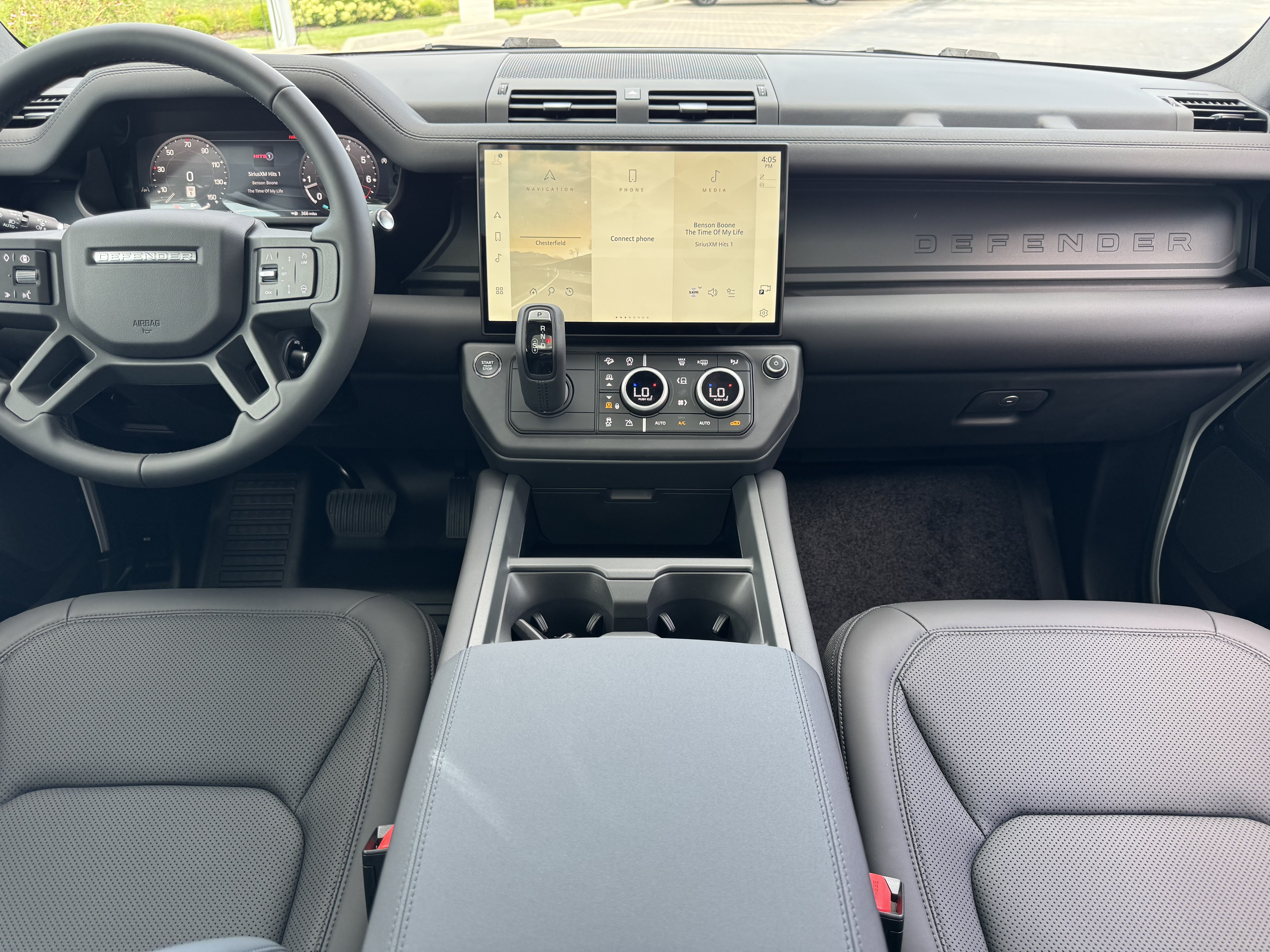 New 2026 Land Rover Defender 110 S AWD/4WD image 4