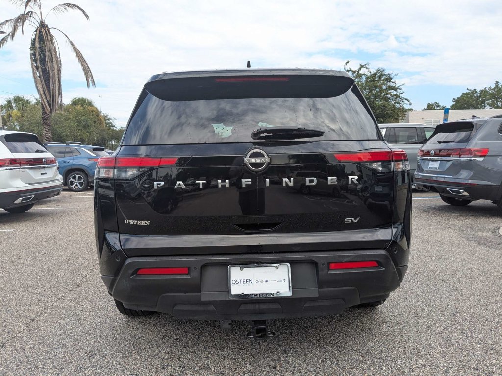 Used 2022 Nissan Pathfinder SV FWD image 5