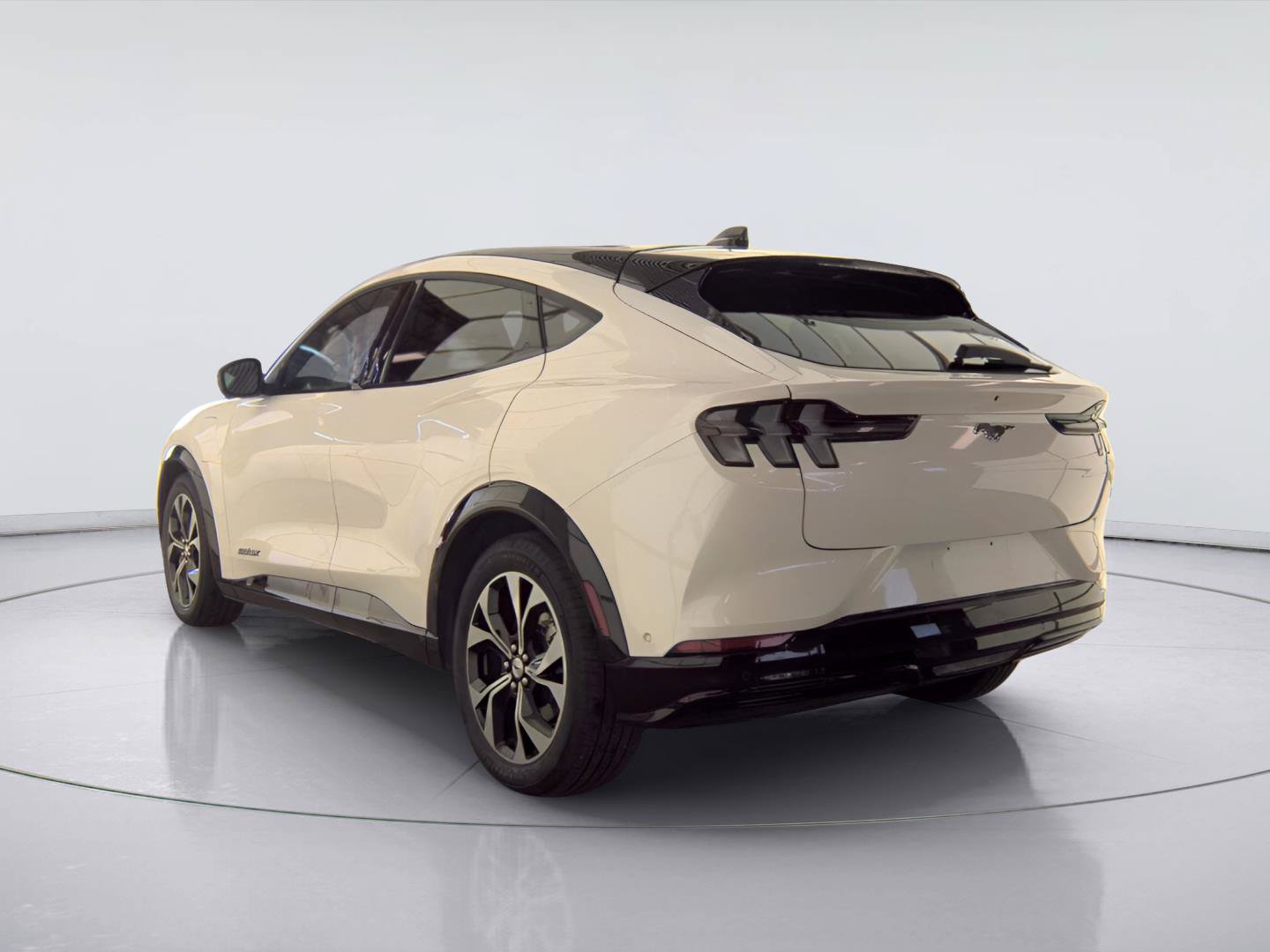 Used 2023 Ford Mustang Mach-E Premium AWD/4WD image 7