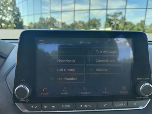 Used 2020 Nissan Sentra SV w/ Lighting Package image 40