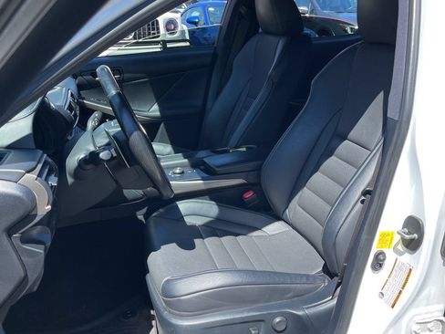 Used 2019 Lexus IS 300 F Sport w/ F Sport Package AWD/4WD image 2