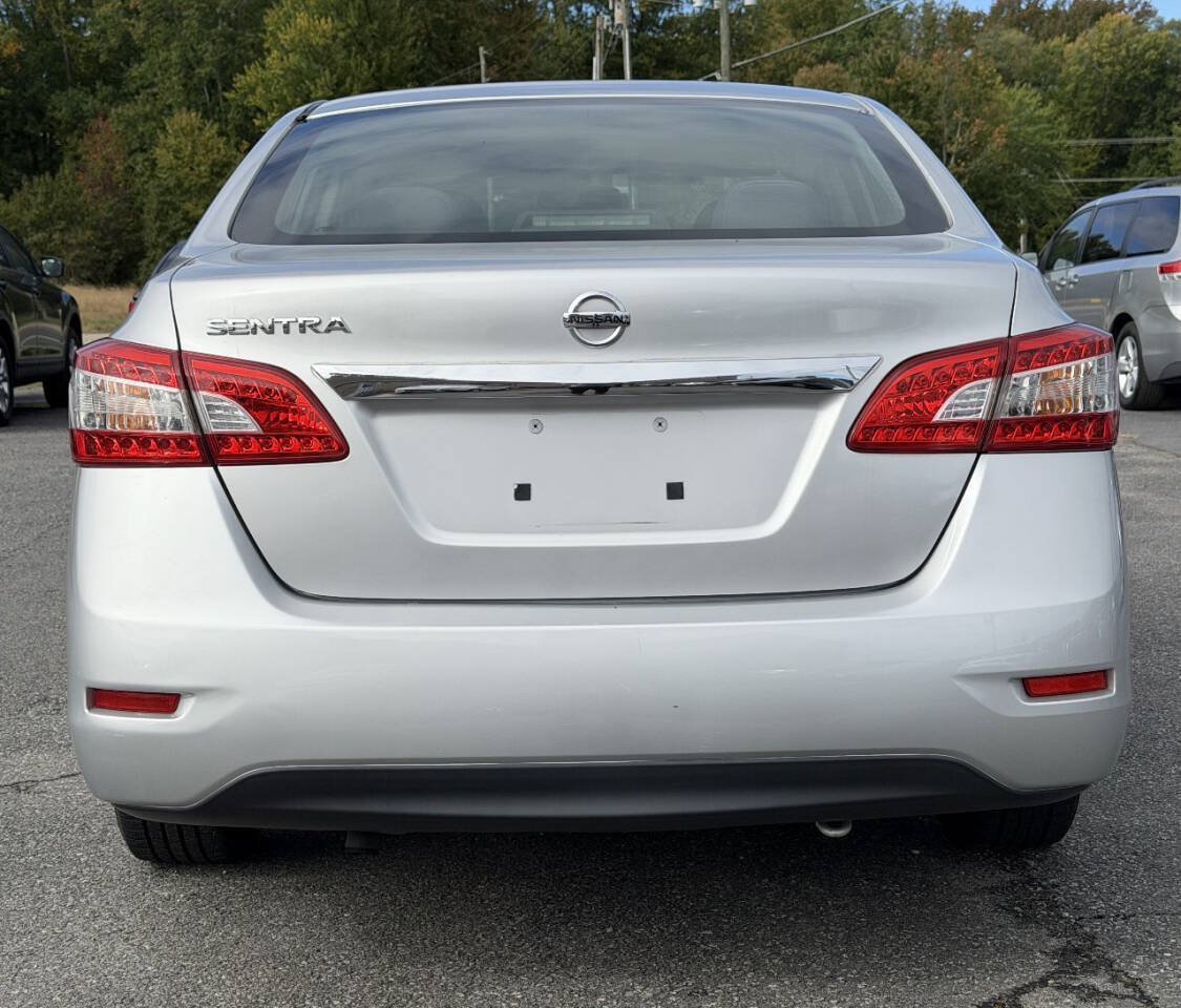 Used 2015 Nissan Sentra S FWD image 5