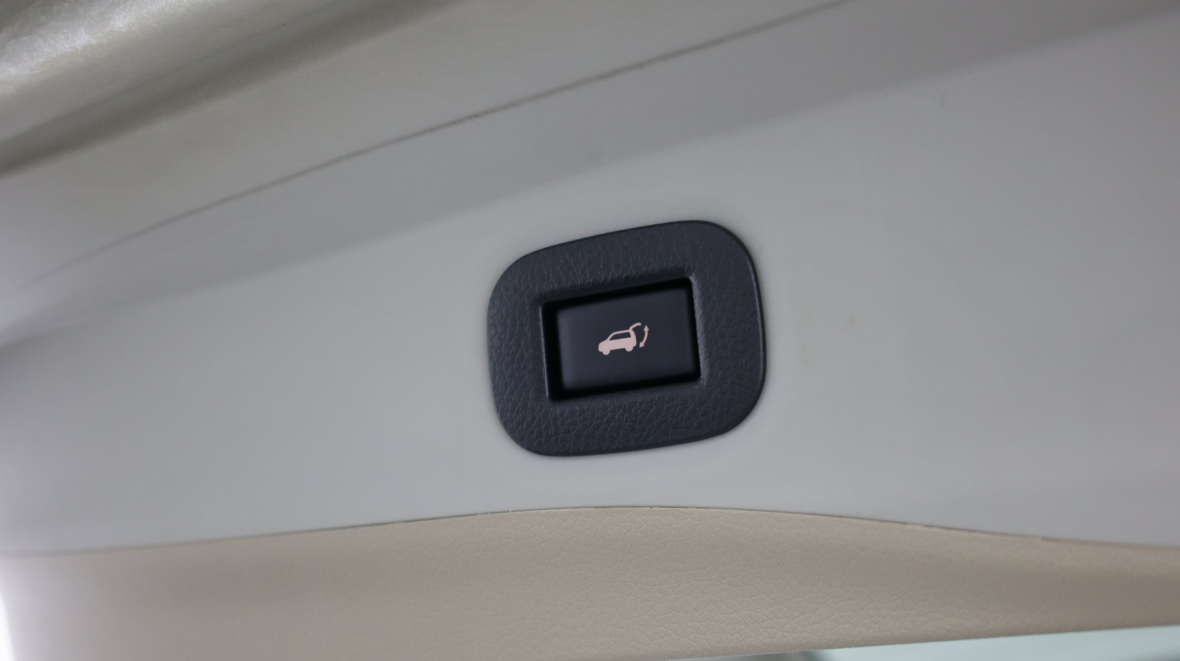 Used 2016 Nissan Rogue SL w/ SL Premium Package FWD image 35