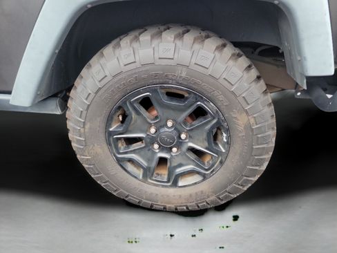 Used 2014 Jeep Wrangler Sport AWD/4WD image 26