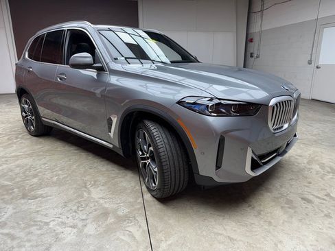 Used 2026 BMW X5 xDrive40i image 7