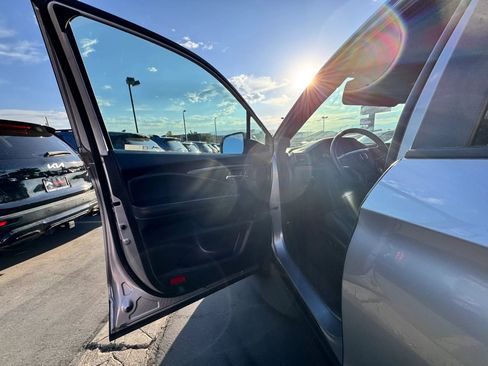 Used 2021 Honda Passport EX-L image 10