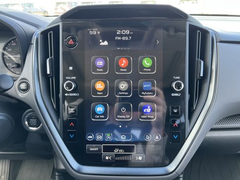 Used 2025 Subaru Crosstrek 2.5i Limited w/ Popular Package #3A image 3