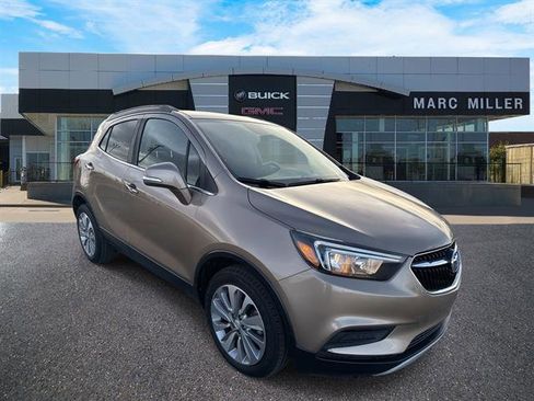 Used 2018 Buick Encore Preferred image 1