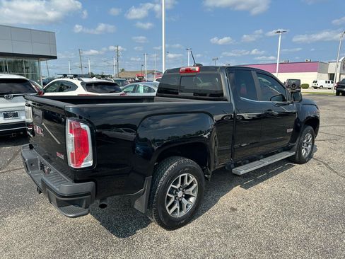 Used 2017 GMC Canyon SLE w/ All Terrain Package AWD/4WD image 7