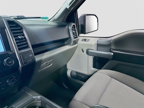 Used 2018 Ford F150 XLT w/ Equipment Group 302A Luxury image 24