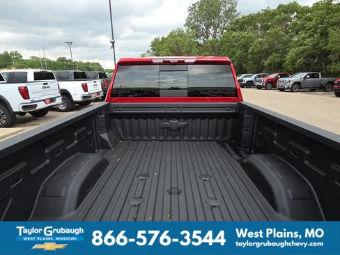 New 2026 Chevrolet Silverado 2500 LTZ w/ LTZ Premium Package AWD/4WD image 8