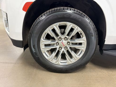 Used 2021 GMC Yukon SLT image 10