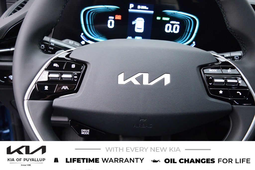 New 2026 Kia Niro EX FWD image 27