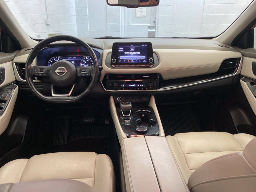 Used 2023 Nissan Rogue SL AWD/4WD image 13
