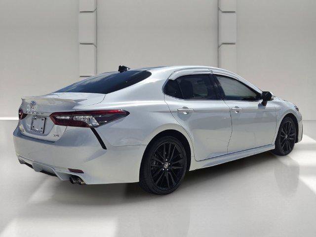 Used 2021 Toyota Camry XSE FWD image 5