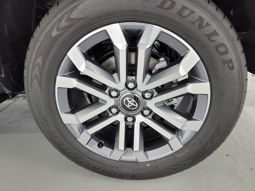 New 2026 Toyota 4Runner Limited AWD/4WD image 8