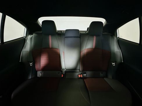 Used 2025 Toyota Corolla SE image 30