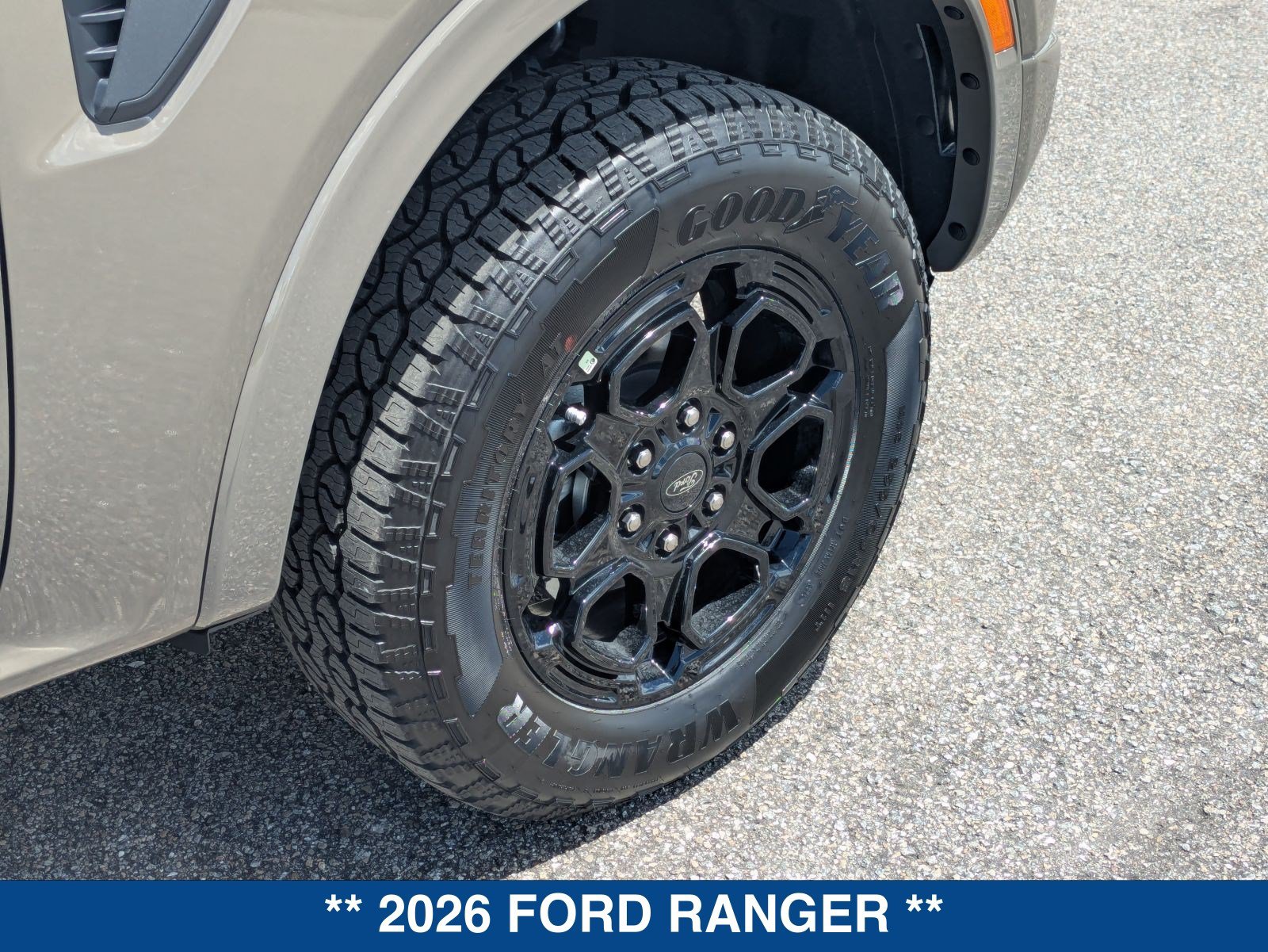 New 2026 Ford Ranger XLT w/ Black Appearance Package RWD image 14