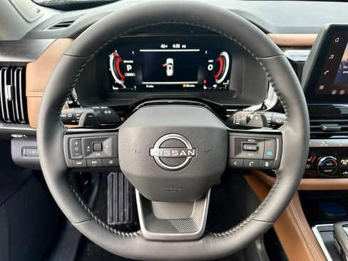 New 2026 Nissan Pathfinder Platinum image 20