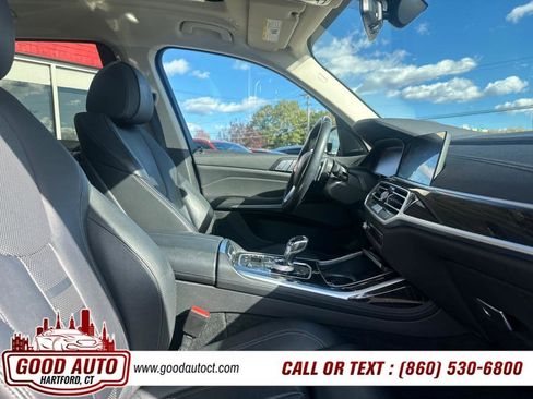 Used 2021 BMW X7 xDrive40i w/ Executive Package image 18