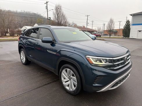 Used 2021 Volkswagen Atlas Cross Sport SE w/ Panoramic Sunroof Package image 7