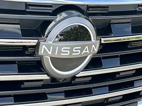 New 2026 Nissan Rogue Platinum w/ Platinum Premium Package AWD/4WD image 10
