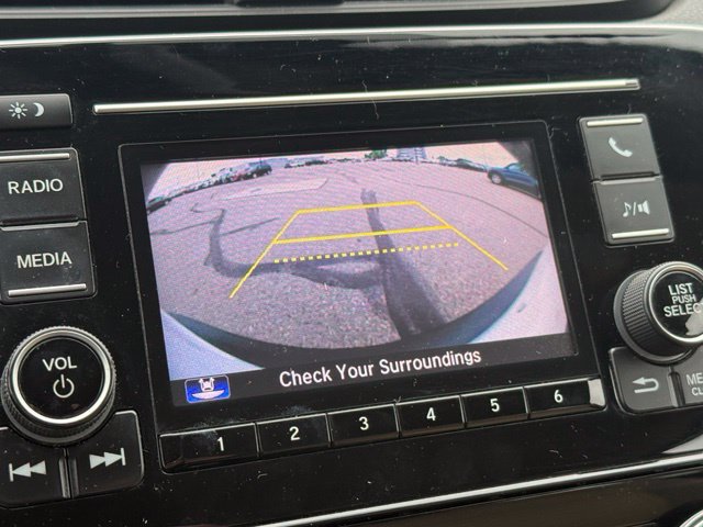 Used 2019 Honda CR-V LX image 3