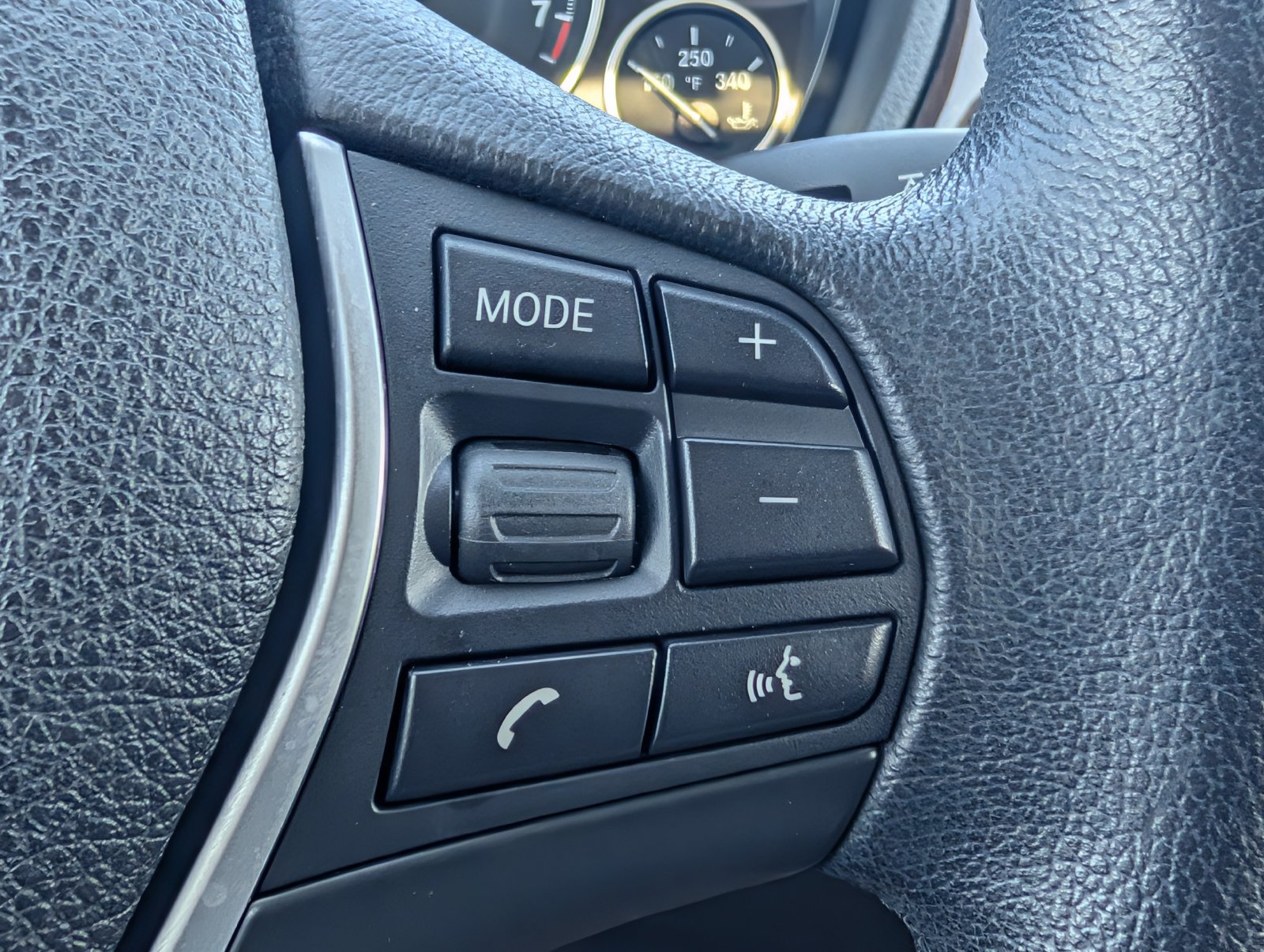 Used 2015 BMW 328i xDrive Sedan AWD/4WD image 26