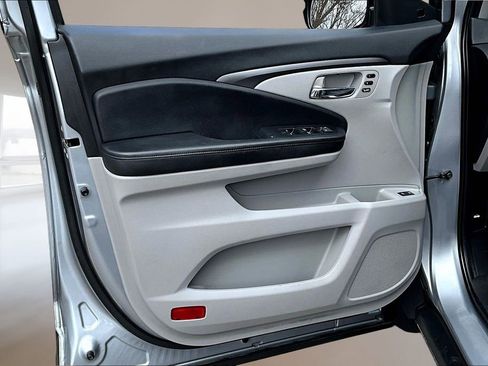 Used 2021 Honda Pilot Special Edition image 19