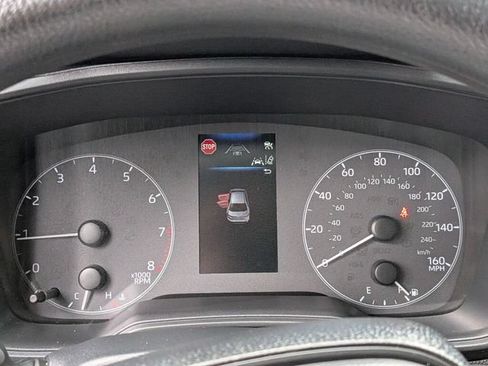Used 2024 Toyota Corolla LE FWD image 18