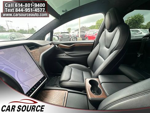 Used 2020 Tesla Model X Long Range AWD/4WD image 18