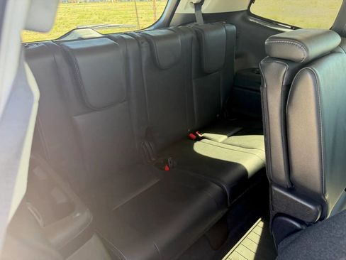 Used 2023 Subaru Ascent Limited image 19