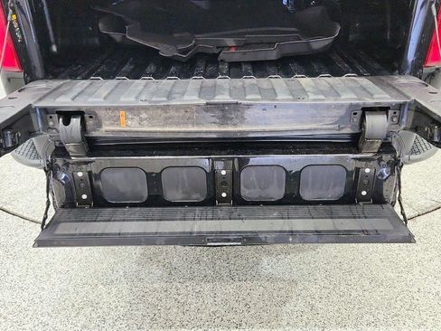 Used 2025 Chevrolet Silverado 1500 LT Trail Boss w/ Convenience Package II AWD/4WD image 14