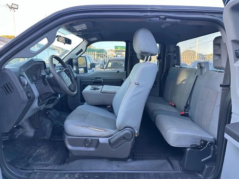 Used 2015 Ford F250 XL w/ Power Equipment Group image 18
