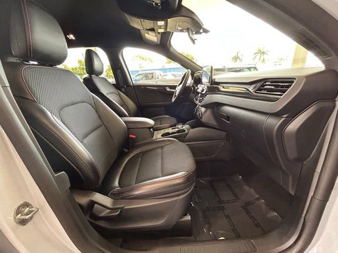 Certified 2026 Ford Escape ST-Line FWD image 23