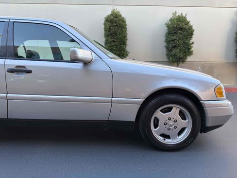 Used 1996 Mercedes-Benz C 280 Sedan image 21