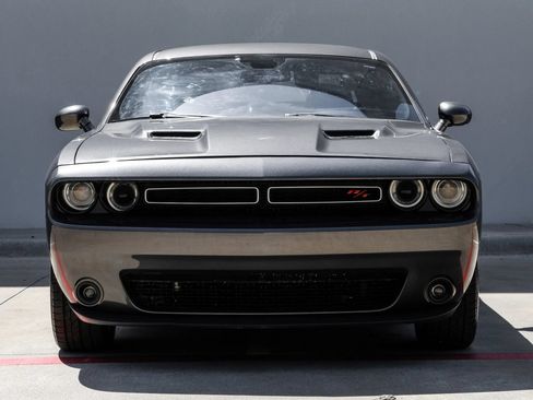 Used 2015 Dodge Challenger R/T Plus RWD image 5