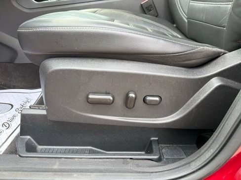 Used 2017 Ford Escape Titanium FWD image 14